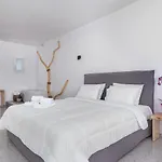 Sonia * Mykonos Town